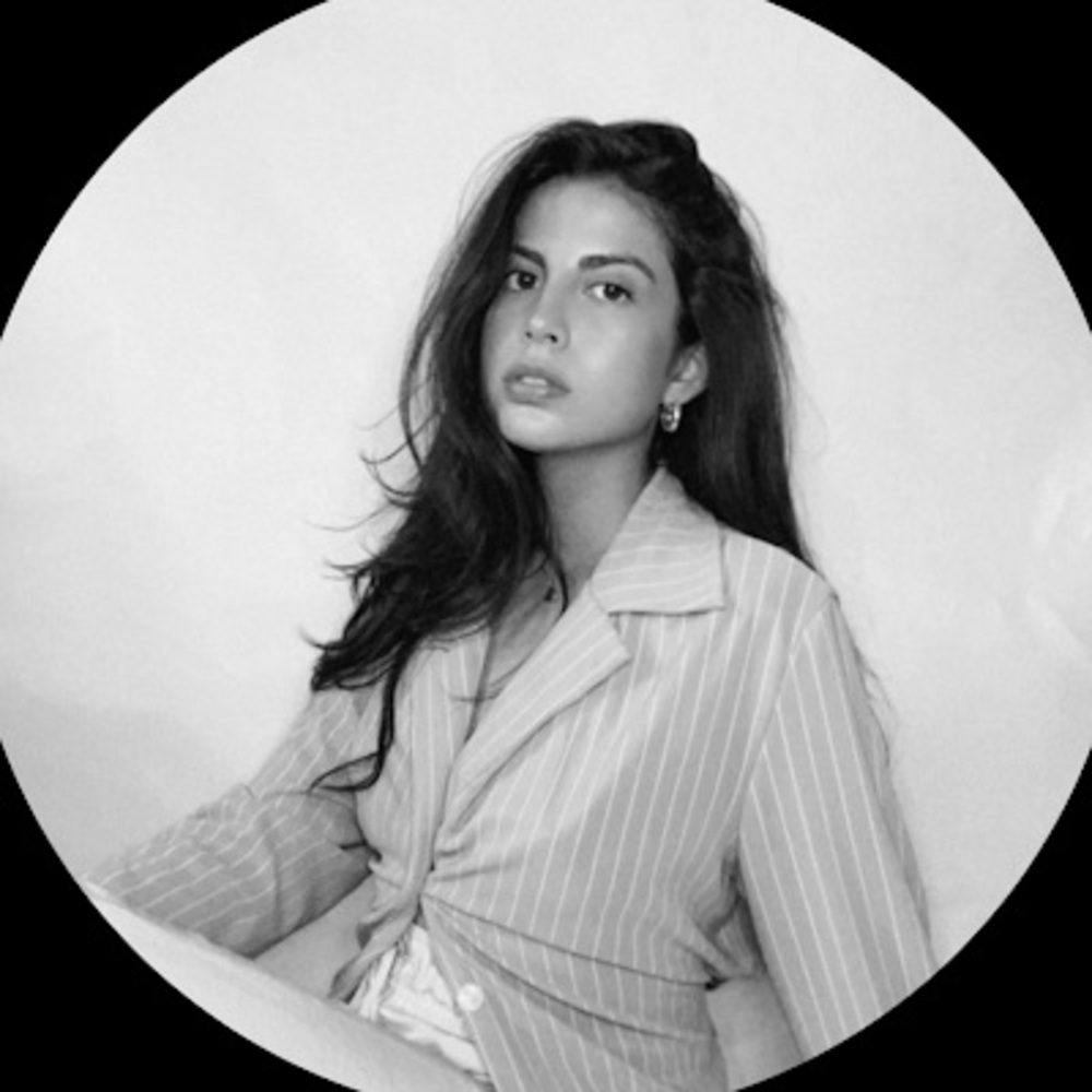 Meet your Posher, Jacqueline